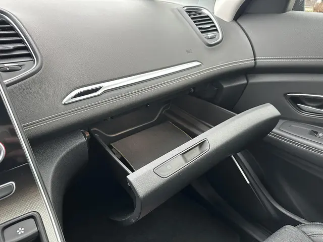 Renault Scénic TCe 130 Intens 2021 Benzine 27