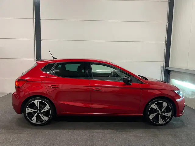 SEAT Ibiza 1.0 TSI FR Business Intense 2019 Benzine 6