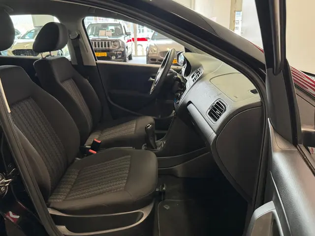 Volkswagen Polo 1.0 2015 Benzine 15