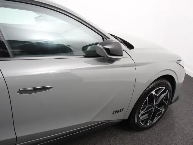 DS DS 4 1.2 PureTech Automaat Rivoli Cross 2023 Benzine 9