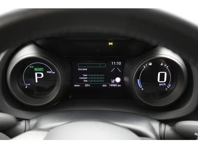 Toyota Yaris 1.5 Hybrid Dynamic 2022 Hybride Benzine 6