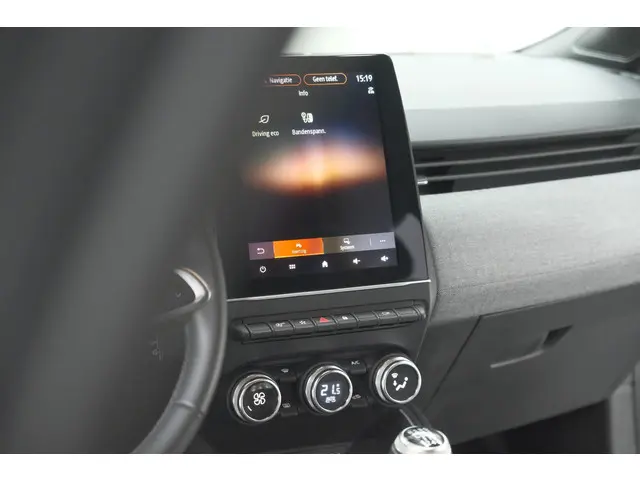 Renault Clio TCe 90 Techno 2025 Benzine 56