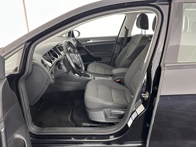 Volkswagen e-Golf E-DITION 2020 Elektrisch 8