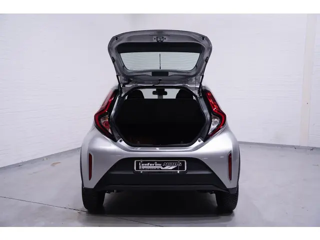 Toyota Aygo X 1.0 VVT-i MT Play 2022 Benzine 9