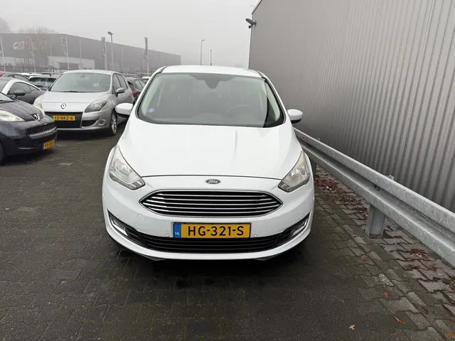 Ford C-MAX 1.0 Titanium 2015 Benzine 8