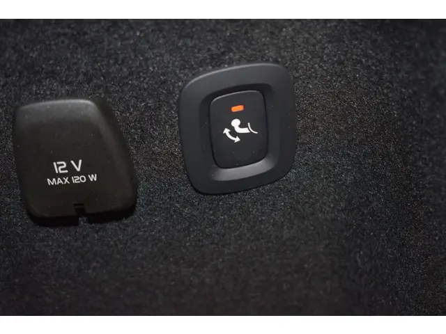 Volvo V60 2.0 T5 250pk AUT8 Momentum 2018 Benzine 19