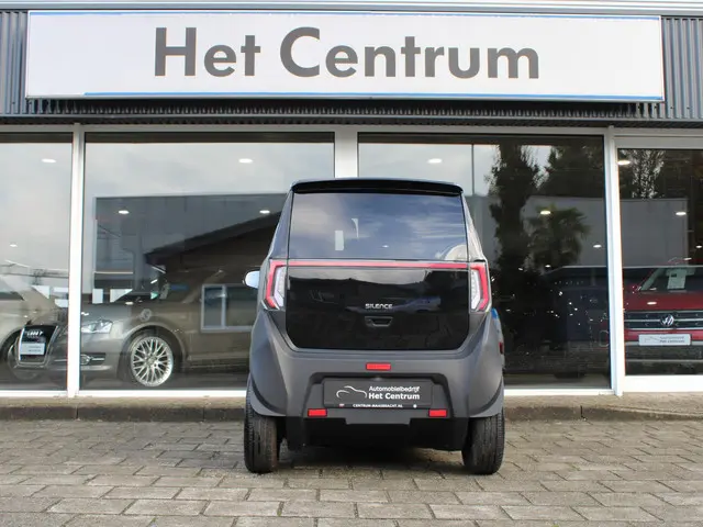 Silence S04 elektrische Citycar 90km/u 2023 Elektrisch 4