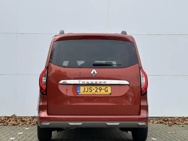 Renault Kangoo Family TCe 130 Techno EDC 2023 Benzine 16