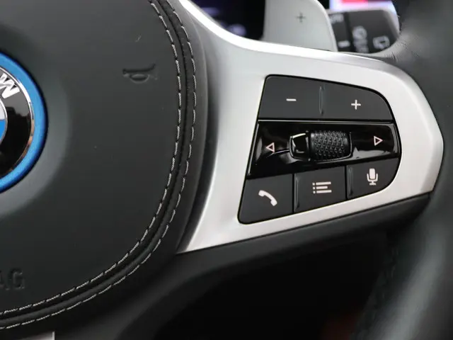 BMW X5 xDrive50e 2025 Hybride Benzine 20