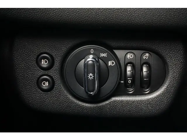 MINI Clubman Cooper 2021 Benzine 32