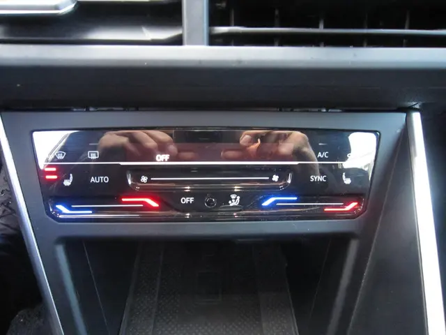 Volkswagen Taigo 1.0 TSI Life Business 2023 Benzine 14