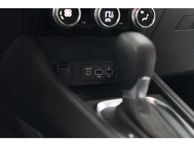 Renault Captur Mild Hybrid 140 EDC Techno 2023 Benzine 46