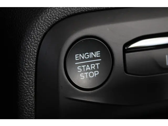 Ford Focus 1.0 EcoBoost Hybrid ST Line X 2024 Benzine 17