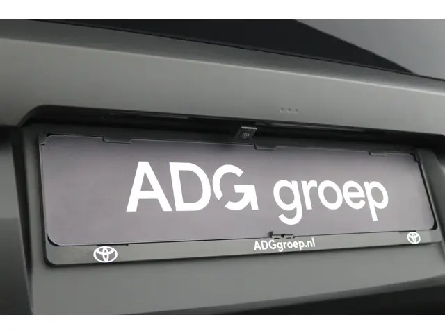 Toyota Urban Cruiser Dynamic 61 kWh 2026 Elektrisch 39