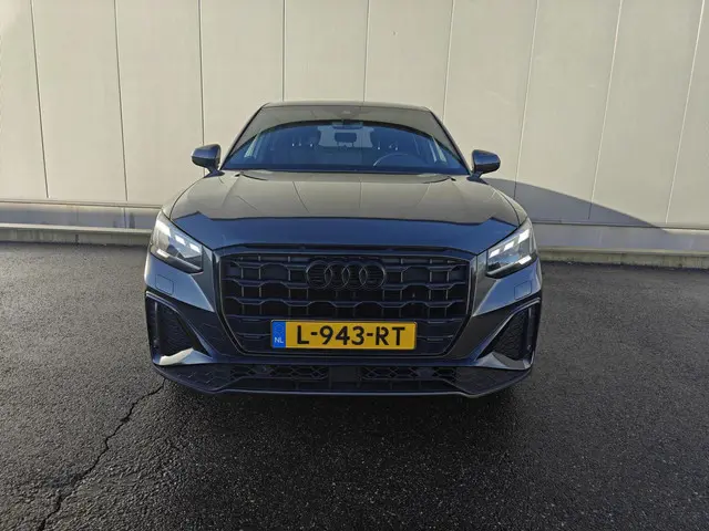 Audi Q2 35 TFSI S Edition 2021 Benzine 13
