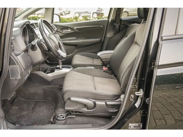 Honda Jazz 1.3i VTEC ELEGANCE 2020 Benzine 21