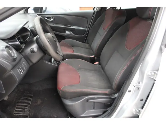 Renault Clio Estate 1.2 16V 2014 Benzine 5