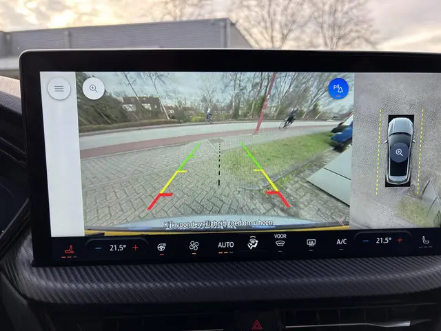 Ford Kuga 2.5 PHEV ST-Line X 2025 Hybride Benzine 19