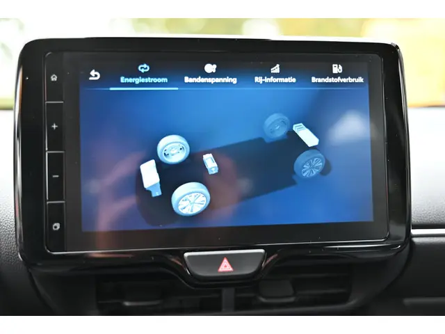 Mazda 2 Hybrid 1.5 Centre-line 2025 Hybride Benzine 30