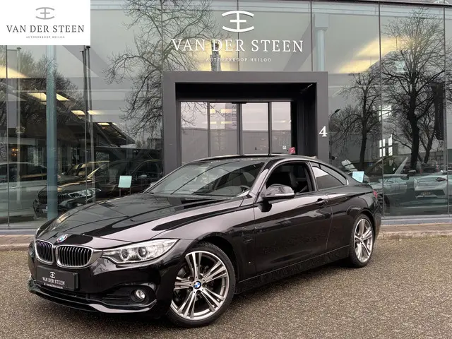 BMW 4 Serie Coupé 420i High Executive 2015 Benzine