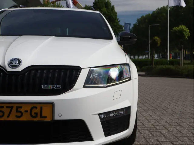 Škoda Octavia Combi 2.0 TSI RS 2014 Benzine 39