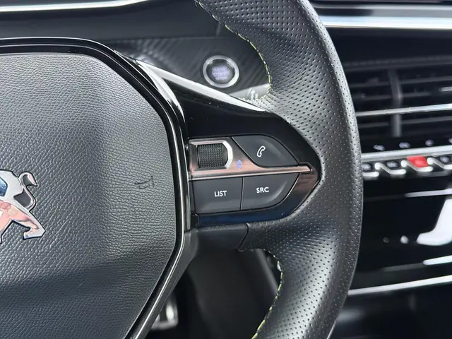 Peugeot 208 1.2 PureTech GT-Line 2020 Benzine 25