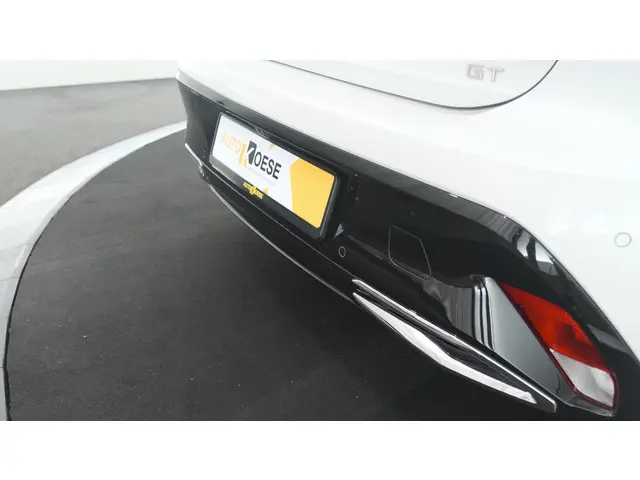Peugeot 308 PureTech 130 GT Pack Business 2022 Benzine 22