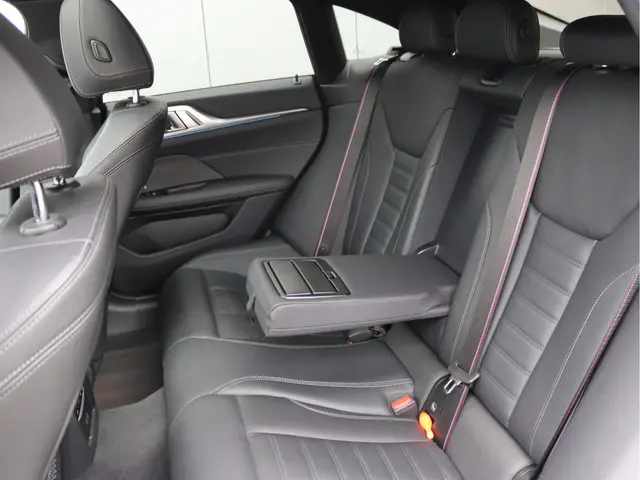 BMW i4 M50 High Executive 84 kWh 2022 Elektrisch 36