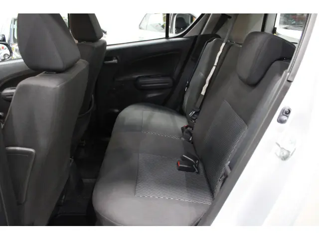 Suzuki Splash 1.0 VVT Comfort EASSS 2015 Benzine 6