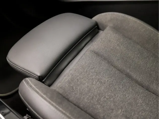 BMW 2 Serie Gran Coupé 218i Sport 2021 Benzine 22