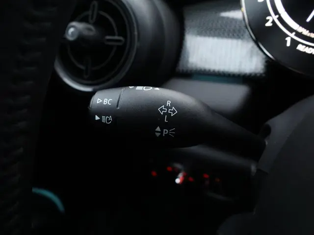 MINI Cooper Mini 1.5 Classic 2023 Benzine 23