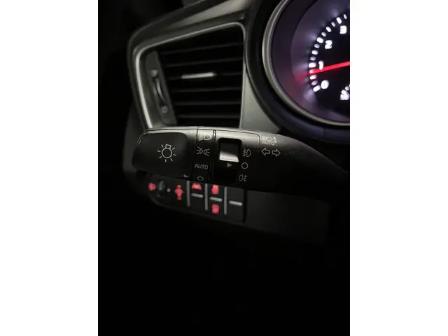 Kia Ceed Sportswagon 1.0 T-GDi DynamicLine 2022 Benzine 23