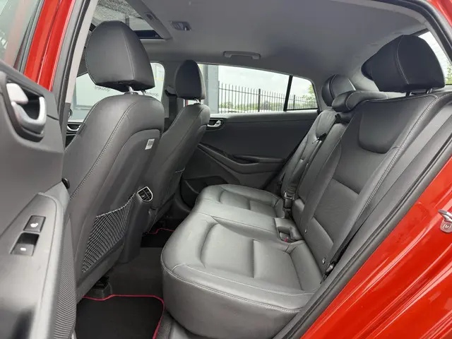 Hyundai IONIQ Premium EV 2017 Elektrisch 10