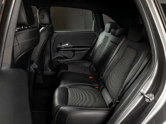 Mercedes-Benz B-Klasse 180 Advantage 2020 Benzine 8