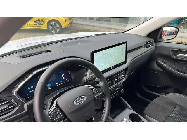 Ford Kuga 2.5 FHEV Active X 2024 Hybride Benzine 24