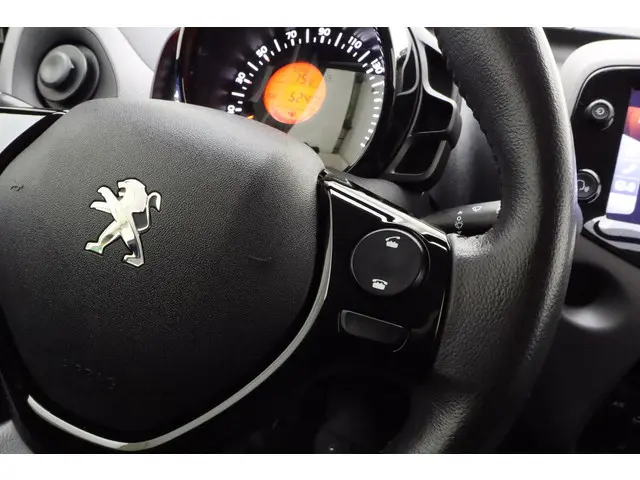 Peugeot 108 1.0 e-VTi Active 2020 Benzine 19