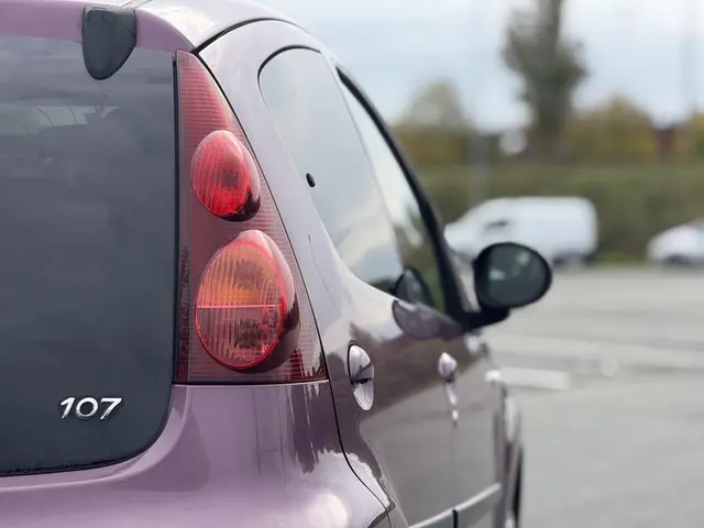 Peugeot 107 1.0 Envy 2012 Benzine 5