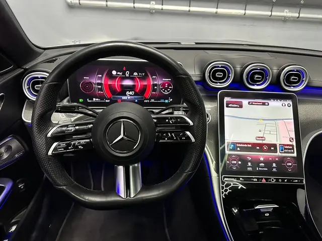 Mercedes-Benz C-Klasse 300 AMG Line 2021 Benzine 13