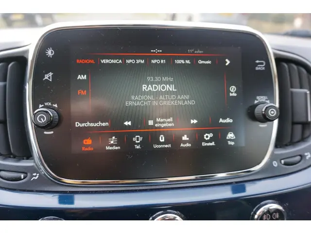 Fiat 500 1.2 Lounge 2017 Benzine 19