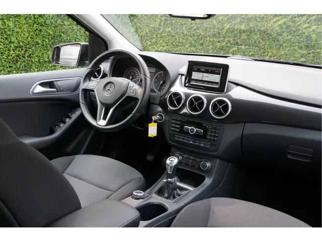 Mercedes-Benz B-Klasse B 180 Ambition 2014 Benzine 22
