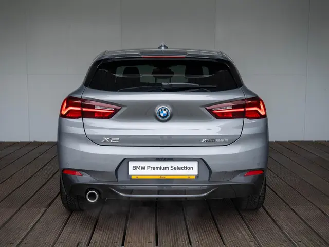 BMW X2 xDrive25e 2022 Hybride Benzine 5