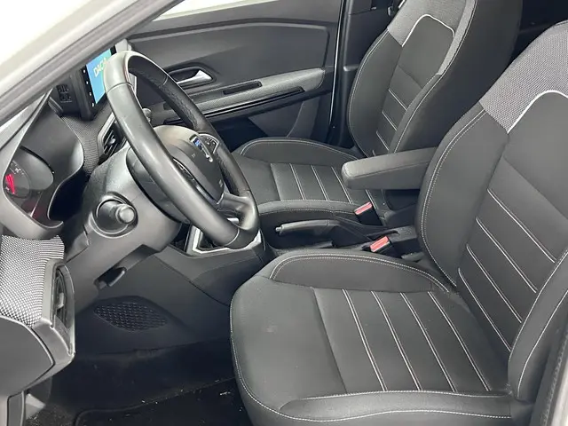 Dacia Jogger 1.0 TCe 110 Extreme 5p. 2022 Benzine 7