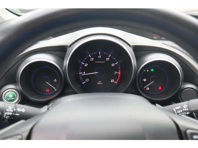 Honda Civic 1.8 Sport 2012 Benzine 22