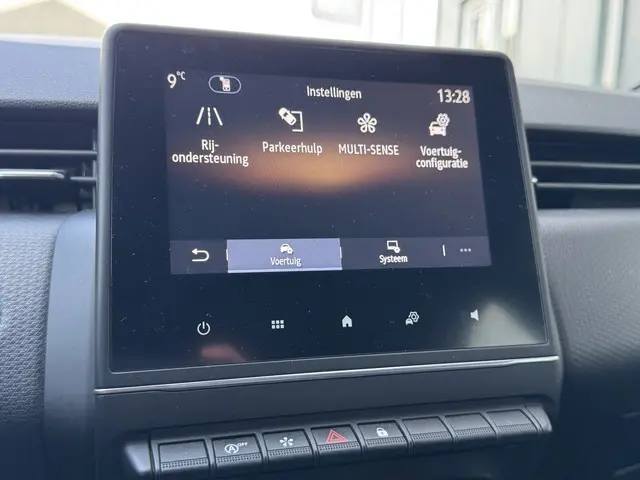 Renault Clio 1.0 TCe 92pk Intens 2022 Benzine 18