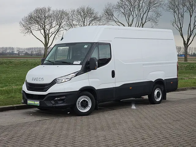 Iveco Daily 35S14 2023 Diesel 2