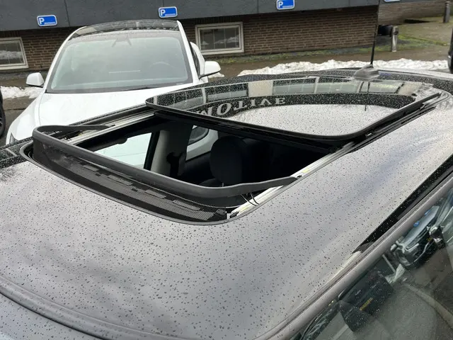 MINI Cooper S Mini 2.0 Yours 178pk 2021 Benzine 10