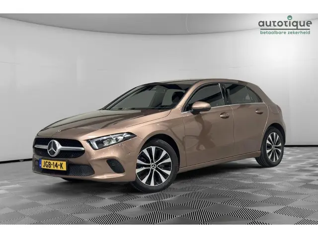 Mercedes-Benz A-Klasse 250 e Style 2021 Hybride Benzine