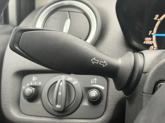 Ford Fiesta 1.0 Champion 2013 Benzine 15