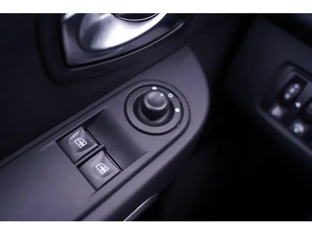 Renault Clio Estate 0.9 TCe Night&Day 2015 Benzine 41