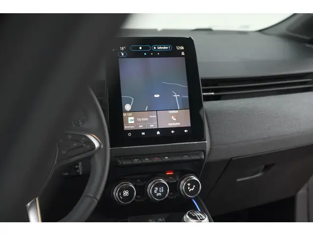 Renault Clio TCe 90 GPF techno 2025 Benzine 48